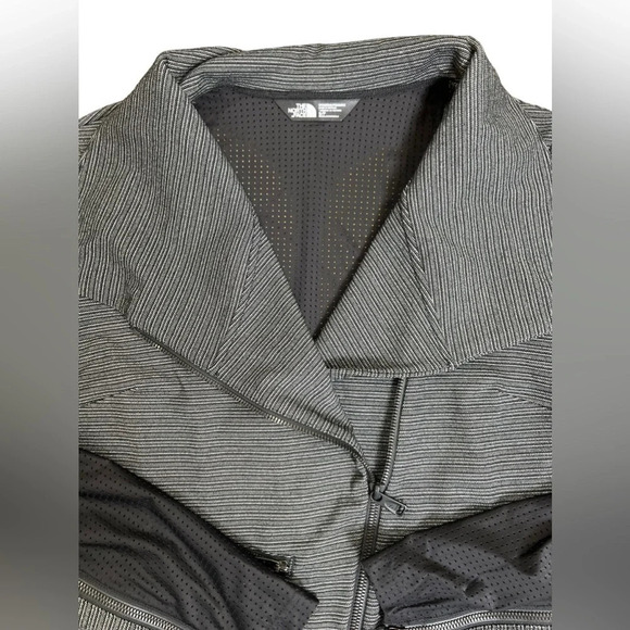 North Face perfect core moto jacket size small in excellent like-new condition - Picture 6 of 8